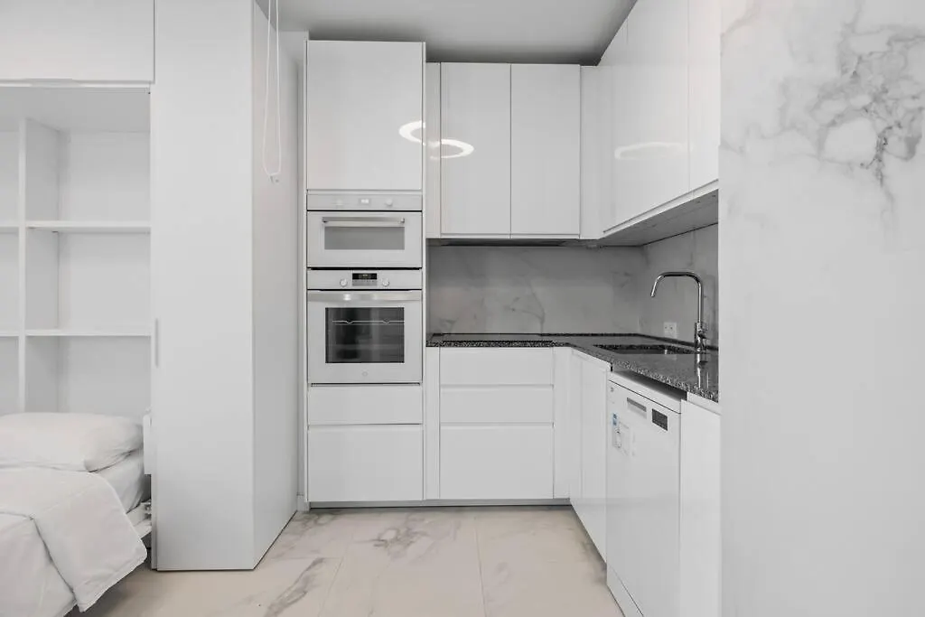 Fabulous 1 Bedroom Flat With Pool At The Golden Mile Marbella Španělsko