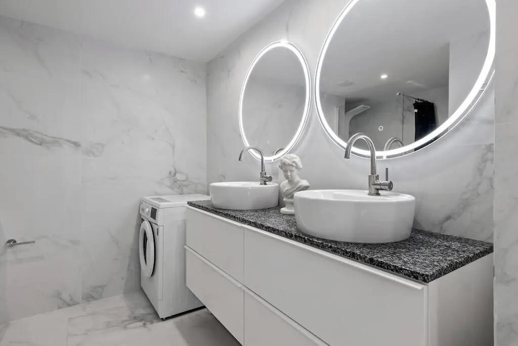 Apartmán Fabulous 1 Bedroom Flat With Pool At The Golden Mile Marbella