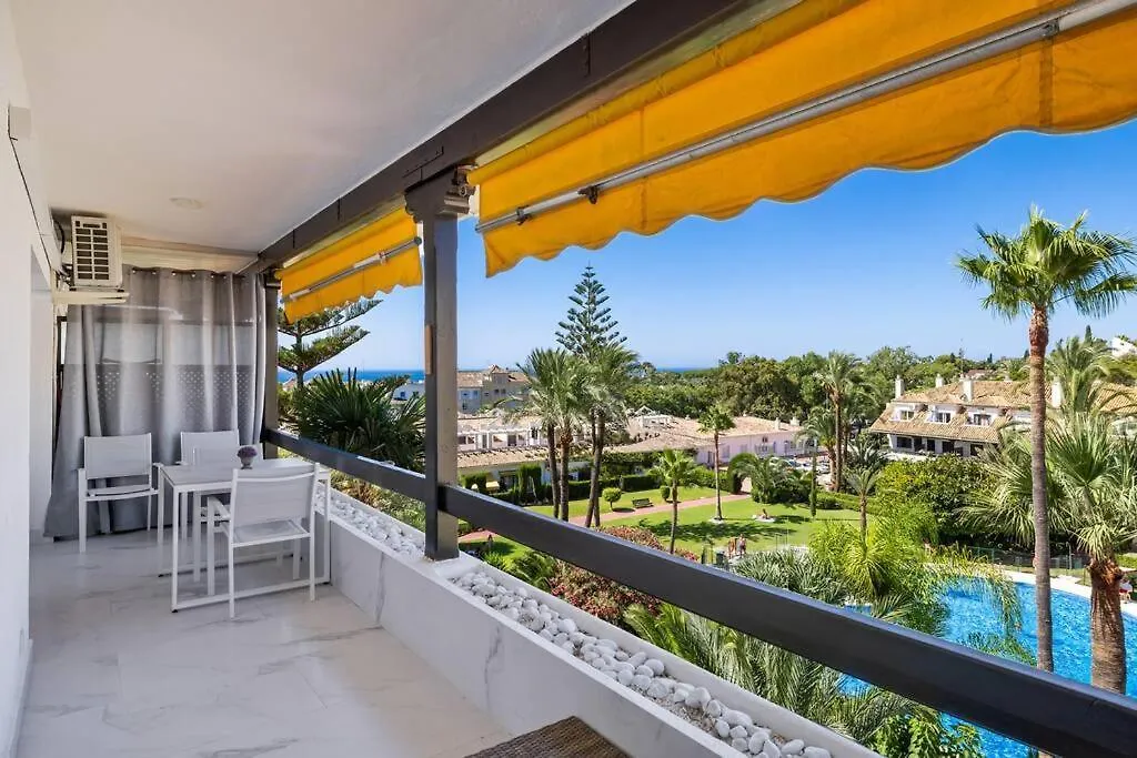 Apartment Fabulous 1 Bedroom Flat With Pool At The Golden Mile Marbella