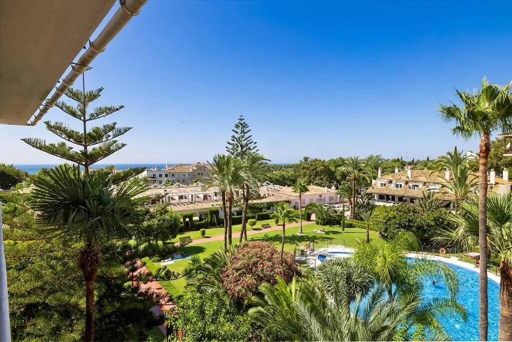 Fabulous 1 Bedroom Flat With Pool At The Golden Mile Marbella 0*,